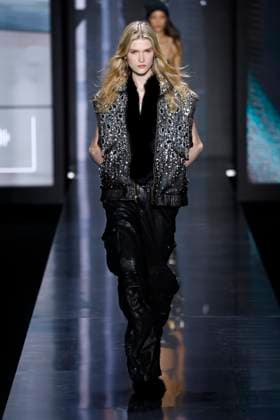 Dolce & Gabbana Ready to wear fall winter 2025:26 MILAN February 2025 Dolce & Gabbana Ready to wear fall winter 2025:26 MILAN February 2025, Credit:Zeppelin Avalon  Copyright: xZeppelinx xAvalonx 0970678090