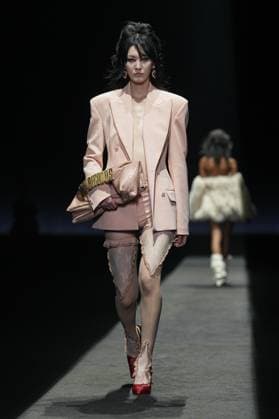 Milan, Milan Women s Fashion Week: Fall Winter 2025 26 - Women s Fashion, Fall Winter 2025 26 - Aniye Records fashion show - catwalk in the photo: Model  Copyright: xRiccardoxGIordanox xipa-agency.netx xRiccardoxGiordanox IPA_Agency_IPA54761965