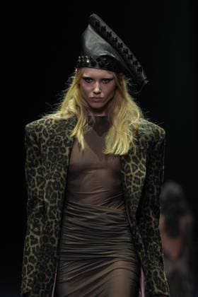 Milan, Milan Women s Fashion Week: Fall Winter 2025 26 - Women s Fashion, Fall Winter 2025 26 - Aniye Records fashion show - catwalk in the photo: Model  Copyright: xRiccardoxGIordanox xipa-agency.netx xRiccardoxGiordanox IPA_Agency_IPA54762055