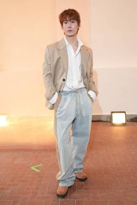 Milan, Milan Women s Fashion Week: Fall Winter 2025 26 - Women s Fashion, Fall Winter 2025 26 - MSGM fashion show - front row in the photo: Han Seung-ju  Copyright: xRiccardoxGIordanox xipa-agency.netx xRiccardoxGiordanox IPA_Agency_IPA54766912