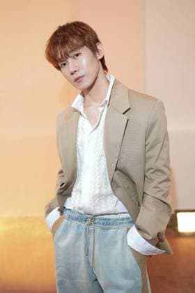 Milan, Milan Women s Fashion Week: Fall Winter 2025 26 - Women s Fashion, Fall Winter 2025 26 - MSGM fashion show - front row in the photo: Han Seung-ju  Copyright: xRiccardoxGIordanox xipa-agency.netx xRiccardoxGiordanox IPA_Agency_IPA54766915