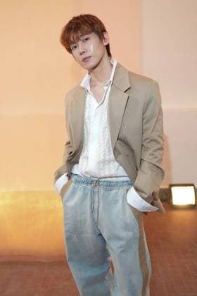 Milan, Milan Women s Fashion Week: Fall Winter 2025 26 - Women s Fashion, Fall Winter 2025 26 - MSGM fashion show - front row in the photo: Han Seung-ju  Copyright: xRiccardoxGIordanox xipa-agency.netx xRiccardoxGiordanox IPA_Agency_IPA54766918