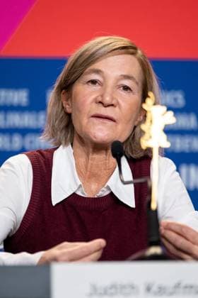 Judith Kaufmann Cinematographer during the press conference for the film HELDIN LATE SHIFT on the occasion of the 75th Berlin International Film Festival Judith Kaufmann Cinematographer during the press conference for the film HELDIN LATE SHIFT on the occasion of the 75th Berlin International Film Festival snapshot photography K M Krause