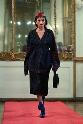 Milan, Milan Women s Fashion Week: Fall Winter 2025 - Hui Fashion Show - Catwalk Milan, Milan Women s Fashion Week: Fall Winter 2025 - Women s Fashion, Fall Winter 2025.- Hui fashion show - catwalk. in the photo: model MILAN Italy  Copyright: xIPA ABACAx