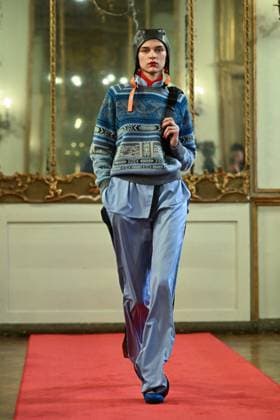 MFW - Hui Runway Models walks for Hui fashion show during Milan Fashion Week in Milan, Italy on March 2, 2025. Photo by Simona Chioccia IPA ABACAPRESS.COM Milan Italy  Copyright: xChiocciaxSimona IPA ABACAx