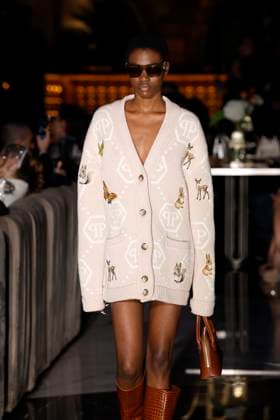 Philipp Plein Ready to wear fall winter 2025:26; MILAN March 2025 Philipp Plein Ready to wear fall winter 2025:26; MILAN March 2025, Credit:Zeppelin Avalon  Copyright: xZeppelinx xAvalonx 0970816125
