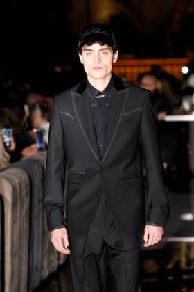 Philipp Plein Ready to wear fall winter 2025:26; MILAN March 2025 Philipp Plein Ready to wear fall winter 2025:26; MILAN March 2025, Credit:Zeppelin Avalon  Copyright: xZeppelinx xAvalonx 0970816400