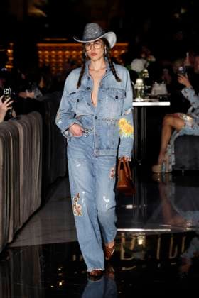 Philipp Plein Ready to wear fall winter 2025:26; MILAN March 2025 Philipp Plein Ready to wear fall winter 2025:26; MILAN March 2025, Credit:Zeppelin Avalon  Copyright: xZeppelinx xAvalonx 0970815955