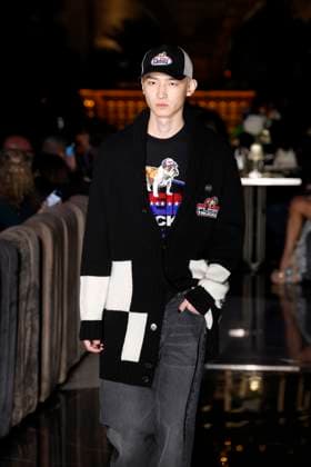 Philipp Plein Ready to wear fall winter 2025:26; MILAN March 2025 Philipp Plein Ready to wear fall winter 2025:26; MILAN March 2025, Credit:Zeppelin Avalon  Copyright: xZeppelinx xAvalonx 0970816522