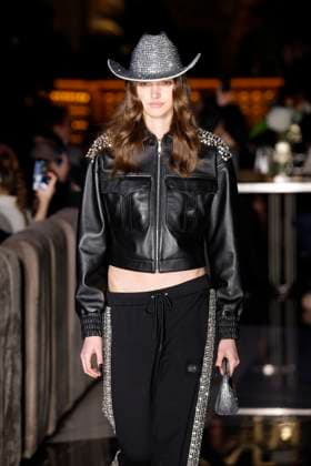 Philipp Plein Ready to wear fall winter 2025:26; MILAN March 2025 Philipp Plein Ready to wear fall winter 2025:26; MILAN March 2025, Credit:Zeppelin Avalon  Copyright: xZeppelinx xAvalonx 0970816652