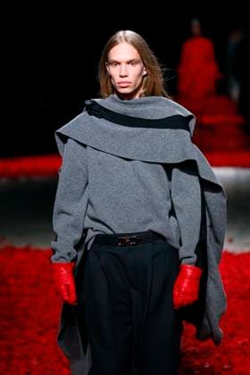 Salvatore Ferragamo Ready to wear fall winter 2025:26; MILAN February 2025 Salvatore Ferragamo Ready to wear fall winter 2025:26; MILAN February 2025, Credit:Zeppelin Avalon  Copyright: xZeppelinx xAvalonx 0971078717