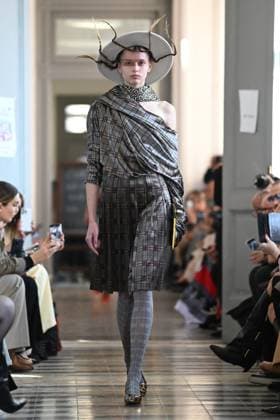 Milan, Milan Women s Fashion Week: Fall Winter 2025 - Fashion Show by. Francesca Liberatore - catwalk Milan, Milan Women s Fashion Week: Fall Winter 2025 - Women s Fashion, Fall Winter 2025.- Francesca Liberatore fashion show - catwalk in the photo: Model MILAN Italy  Copyright: xIPA ABACAx