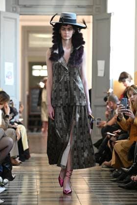 MFW - Francesca Liberatore Runway A model walks the runway at the Francesca Liberatore fashion show during the Milan Fashion Week - Womenswear Fall Winter 2025 2026 on March 2, 2025 in Milan, Italy. Photo by Simona Chioccia IPA ABACAPRESS.COM Milan Italy  Copyright: xChiocciaxSimona IPA ABACAx