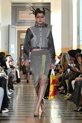 MFW - Francesca Liberatore Runway A model walks the runway at the Francesca Liberatore fashion show during the Milan Fashion Week - Womenswear Fall Winter 2025 2026 on March 2, 2025 in Milan, Italy. Photo by Simona Chioccia IPA ABACAPRESS.COM Milan Italy  Copyright: xChiocciaxSimona IPA ABACAx
