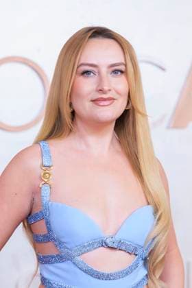 March 2, 2025, Hollywood, California, USA: Amelia Dimoldenberg on the red carpet of the 97th Annual Academy Awards on Sunday March 2, 2025 at the Dolby Theater in Hollywood, California. BURT HARRIS BNS PI Hollywood USA - ZUMAp124 20250302_zaa_p124_008 Copyright: xBurtxHarrisx