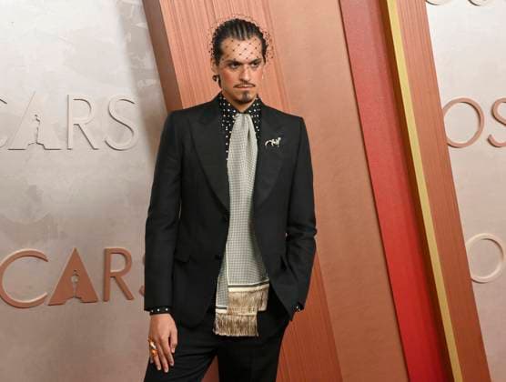 Omar Apollo arrives on the red carpet for the 97th Academy Awards in the Hollywood section of Los Angeles on Sunday, March 2, 2025.  LAP20250302341 JIMxRUYMEN