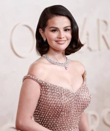 Selena Gomez arrives on the red carpet for the 97th Academy Awards in the Hollywood section of Los Angeles on Sunday, March 2, 2025.  LAP20250302816 JOHNxANGELILLO