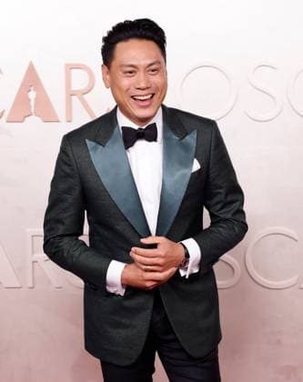 Jon M. Chu arrives on the red carpet for the 97th Academy Awards in the Hollywood section of Los Angeles on Sunday, March 2, 2025.  LAP20250302820 JOHNxANGELILLO