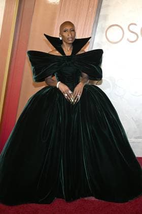97. OSCARS Academy Awards, Die schönsten Outfits HOLLYWOOD, CA - MARCH 2: Cynthia Erivo at the 97th Academy Awards on March 2, 2025 at the Dolby Theatre in Hollywood, California. Copyright: xMediaPunchx