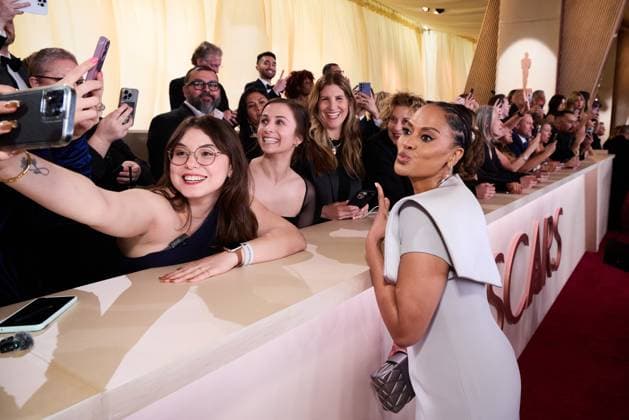 97th Oscars, Academy Awards Ava DuVernay poses with fans on the red carpet of the 97th OscarsÂ® at the DolbyÂ® Theatre at Ovation Hollywood on Sunday, March 2, 2025., Credit:Avalon.red Avalon  Copyright: xAvalon.redx xAvalonx 0971213524