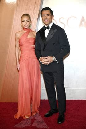 HOLLYWOOD, CA - MARCH 2: Kelly Ripa and Mark Consuelos at the 97th Academy Awards on March 2, 2025 at the Dolby Theatre in Hollywood, California. Copyright: xMediaPunchx