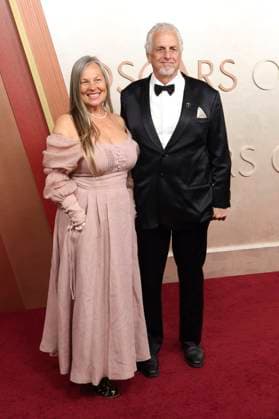 Richard Gibbs with wife Linda Gibbs at the 2025 97th Annual Academy Awards at the Dolby Theatre Los Angeles, 02 03 2025 Foto:xJ.xBlocx xFuturexImagex oscars_5588