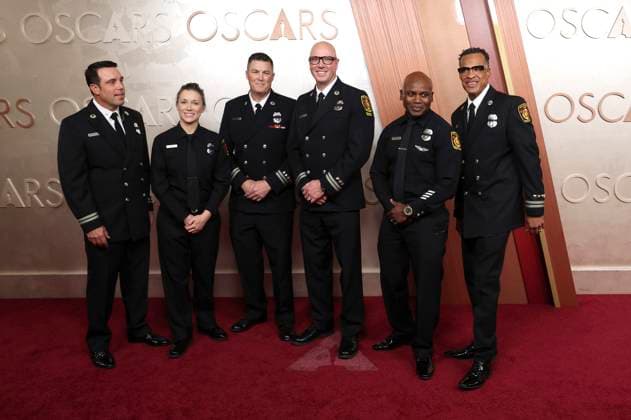 Firefighters at the 2025 97th Annual Academy Awards at the Dolby Theatre Los Angeles, 02 03 2025 Foto:xJ.xBlocx xFuturexImagex oscars_5602