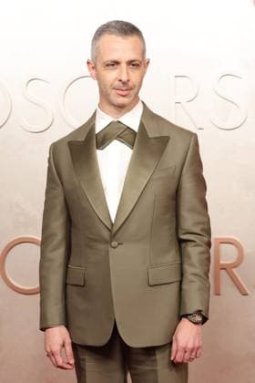 USA - 97th Annual Academy Awards - Los Angeles LOS ANGELES - MAR 2: Jeremy Strong at the 97th Annual Academy Awards at the Dolby Theater on March 2, 2025 in Los Angeles, CA Los Angeles CA USA  Copyright: xHPAx xHutchinsxPhotox