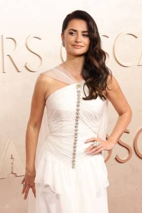 USA - 97th Annual Academy Awards - Los Angeles LOS ANGELES - MAR 2: Penelope Cruz at the 97th Annual Academy Awards at the Dolby Theater on March 2, 2025 in Los Angeles, CA Los Angeles CA USA  Copyright: xHPAx xHutchinsxPhotox