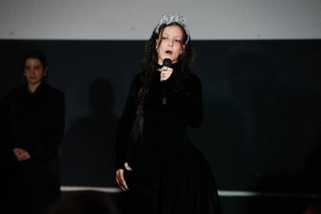 Camille Lellouche performs songs from her latest album during the Weinsanto Womenswear Ready To Wear Fall Winter 2025 20266 show at Paris Fashion Week PFW Camille Lellouche performs songs from her latest album during the Weinsanto Womenswear Ready To Wear Fall Winter 2025 20266 show at Paris Fashion Week PFW , in Paris, France, on March 3, 2025 Christophe Clovis Bestimage French singer actress Camille Lellouche performs songs from her latest album during the Weinsanto Womenswear Ready To Wear Fall Winter 2025 20266 show during Paris Fashion Week PFW , in Paris, France, on March 3, 2025 Paris France  Copyright: xChristophexClovisx xBestimagexChristophexClovisx xBestimagex