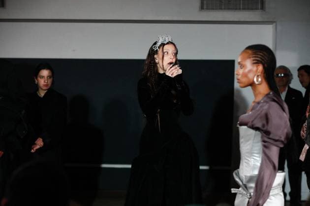 Camille Lellouche performs songs from her latest album during the Weinsanto Womenswear Ready To Wear Fall Winter 2025 20266 show at Paris Fashion Week PFW Camille Lellouche performs songs from her latest album during the Weinsanto Womenswear Ready To Wear Fall Winter 2025 20266 show at Paris Fashion Week PFW , in Paris, France, on March 3, 2025 Christophe Clovis Bestimage French singer actress Camille Lellouche performs songs from her latest album during the Weinsanto Womenswear Ready To Wear Fall Winter 2025 20266 show during Paris Fashion Week PFW , in Paris, France, on March 3, 2025 Paris France  Copyright: xChristophexClovisx xBestimagexChristophexClovisx xBestimagex