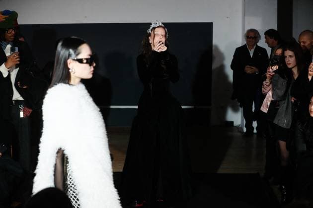 Camille Lellouche performs songs from her latest album during the Weinsanto Womenswear Ready To Wear Fall Winter 2025 20266 show at Paris Fashion Week PFW Camille Lellouche performs songs from her latest album during the Weinsanto Womenswear Ready To Wear Fall Winter 2025 20266 show at Paris Fashion Week PFW , in Paris, France, on March 3, 2025 Christophe Clovis Bestimage French singer actress Camille Lellouche performs songs from her latest album during the Weinsanto Womenswear Ready To Wear Fall Winter 2025 20266 show during Paris Fashion Week PFW , in Paris, France, on March 3, 2025 Paris France  Copyright: xChristophexClovisx xBestimagexChristophexClovisx xBestimagex