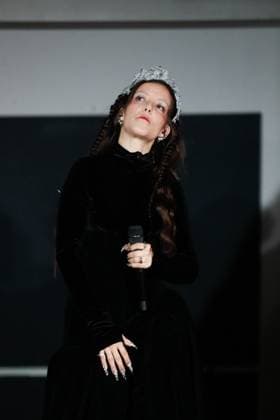Camille Lellouche performs songs from her latest album during the Weinsanto Womenswear Ready To Wear Fall Winter 2025 20266 show at Paris Fashion Week PFW Camille Lellouche performs songs from her latest album during the Weinsanto Womenswear Ready To Wear Fall Winter 2025 20266 show at Paris Fashion Week PFW , in Paris, France, on March 3, 2025 Christophe Clovis Bestimage French singer actress Camille Lellouche performs songs from her latest album during the Weinsanto Womenswear Ready To Wear Fall Winter 2025 20266 show during Paris Fashion Week PFW , in Paris, France, on March 3, 2025 Paris France  Copyright: xChristophexClovisx xBestimagexChristophexClovisx xBestimagex