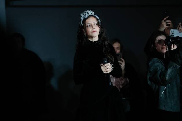 Camille Lellouche performs songs from her latest album during the Weinsanto Womenswear Ready To Wear Fall Winter 2025 20266 show at Paris Fashion Week PFW Camille Lellouche performs songs from her latest album during the Weinsanto Womenswear Ready To Wear Fall Winter 2025 20266 show at Paris Fashion Week PFW , in Paris, France, on March 3, 2025 Christophe Clovis Bestimage French singer actress Camille Lellouche performs songs from her latest album during the Weinsanto Womenswear Ready To Wear Fall Winter 2025 20266 show during Paris Fashion Week PFW , in Paris, France, on March 3, 2025 Paris France  Copyright: xChristophexClovisx xBestimagexChristophexClovisx xBestimagex
