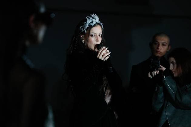 Camille Lellouche performs songs from her latest album during the Weinsanto Womenswear Ready To Wear Fall Winter 2025 20266 show at Paris Fashion Week PFW Camille Lellouche performs songs from her latest album during the Weinsanto Womenswear Ready To Wear Fall Winter 2025 20266 show at Paris Fashion Week PFW , in Paris, France, on March 3, 2025 Christophe Clovis Bestimage French singer actress Camille Lellouche performs songs from her latest album during the Weinsanto Womenswear Ready To Wear Fall Winter 2025 20266 show during Paris Fashion Week PFW , in Paris, France, on March 3, 2025 Paris France  Copyright: xChristophexClovisx xBestimagexChristophexClovisx xBestimagex
