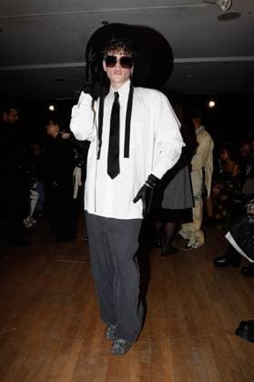Front row during the Weinsanto Womenswear Ready To Wear Fall Winter 2025 20266 show during Paris Fashion Week PFW Raphaël Say on the front row of the Weinsanto Womenswear Ready To Wear Fall Winter 2025 20266 show during Paris Fashion Week PFW , in Paris, France, on March 3, 2025 Christophe Clovis Bestimage Celebs during the Weinsanto Womenswear Ready To Wear Fall Winter 2025 20266 show during Paris Fashion Week PFW , in Paris, France, on March 3, 2025 Paris France  Copyright: xChristophexClovisx xBestimagexChristophexClovisx xBestimagex