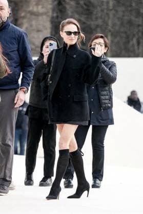Arrivals at the Christian Dior Womenswear Ready to Wear Fall Winter 2025 2026 show during Paris Fashion Week PFW Natalie Portman at the arrivals at the Christian Dior Womenswear Ready to Wear Fall Winter 2025 2026 show during Paris Fashion Week PFW , in Paris, France, March 4, 2025 Christophe Clovis Bestimage Arrivals at the Christian Dior Womenswear Ready to Wear Fall Winter 2025 2026 show during Paris Fashion Week PFW , in Paris, France, March 4, 2025 Paris France  Copyright: xChristophexClovisx xBestimagexChristophexClovisx xBestimagex