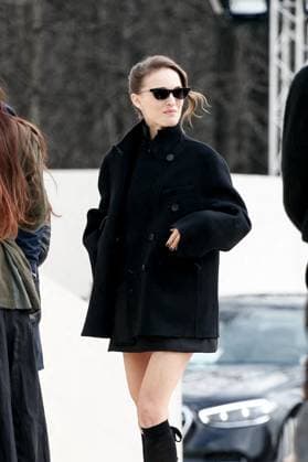 Arrivals at the Christian Dior Womenswear Ready to Wear Fall Winter 2025 2026 show during Paris Fashion Week PFW Natalie Portman at the arrivals at the Christian Dior Womenswear Ready to Wear Fall Winter 2025 2026 show during Paris Fashion Week PFW , in Paris, France, March 4, 2025 Christophe Clovis Bestimage Arrivals at the Christian Dior Womenswear Ready to Wear Fall Winter 2025 2026 show during Paris Fashion Week PFW , in Paris, France, March 4, 2025 Paris France  Copyright: xChristophexClovisx xBestimagexChristophexClovisx xBestimagex