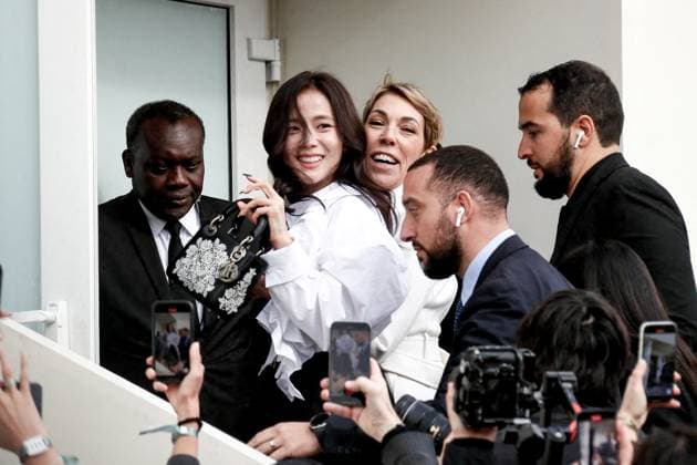 Arrivals at the Christian Dior Womenswear Ready to Wear Fall Winter 2025 2026 show during Paris Fashion Week PFW Jisoo and Mathilde Favier at the arrivals at the Christian Dior Womenswear Ready to Wear Fall Winter 2025 2026 show during Paris Fashion Week PFW , in Paris, France, March 4, 2025 Christophe Clovis Bestimage Arrivals at the Christian Dior Womenswear Ready to Wear Fall Winter 2025 2026 show during Paris Fashion Week PFW , in Paris, France, March 4, 2025 Paris France  Copyright: xChristophexClovisx xBestimagexChristophexClovisx xBestimagex