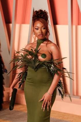 2025 Vanity Fair Party - LA Megan Thee Stallion attending the 2025 Vanity Fair Oscar Party Hosted By Radhika Jones at Wallis Annenberg Center for the Performing Arts on March 2nd, 2025 in Beverly Hills, California. Photo by Anne Barson ABACAPRESS.COM Los Angeles California United States  Copyright: xBarsonxAnne ABACAx
