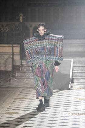 PFW - Anrealage Runway - Paris AJ Models present creations by Anrealage for the Womenswear Ready-to-wear Fall-Winter 2025 2026 collection as part of the Paris Fashion Week, at the American Cathedral in Paris, France on March 4, 2025. Photo by Alexis Jumeau ABACAPRESS.COM Paris France  Copyright: xJumeauxAlexis ABACAx