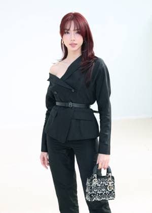 Arrivals at the Christian Dior Womenswear Fall Winter 2025 2026 show as part of Paris Fashion Week PFW LingLing Sirilak Kwong Celebs attend the Dior Womenswear Fall Winter 2025 2026 show as part of Paris Fashion Week on March 04, 2025 in Paris, France Bertrand Rindoff Bestimage Celebs attend the Dior Womenswear Fall Winter 2025 2026 show as part of Paris Fashion Week on March 04, 2025 in Paris, France Paris France  Copyright: xBERTRANDxRINDOFFxPETROFFx xBESTIMAGExBERTRANDxRINDOFFxPETROFFx xBESTIMAGEx