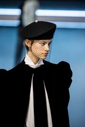 PFW - Dior Runway Models present creations by Dior for the Womenswear Ready-to-wear Fall-Winter 2025 2026 collection as part of the Paris Fashion Week, in Paris on March 4, 2025. Photo by Eliot Blondet ABACAPRESS.COM Paris France  Copyright: xBlondetxEliot ABACAx