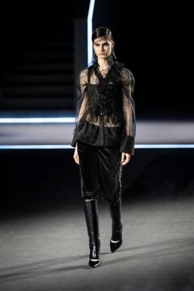 PFW - Dior Runway Models present creations by Dior for the Womenswear Ready-to-wear Fall-Winter 2025 2026 collection as part of the Paris Fashion Week, in Paris on March 4, 2025. Photo by Eliot Blondet ABACAPRESS.COM Paris France  Copyright: xBlondetxEliot ABACAx