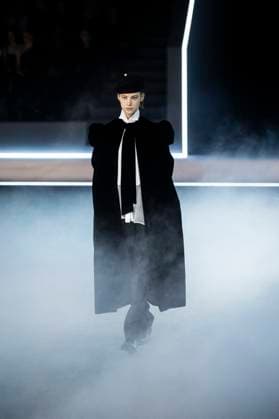 PFW - Dior Runway Models present creations by Dior for the Womenswear Ready-to-wear Fall-Winter 2025 2026 collection as part of the Paris Fashion Week, in Paris on March 4, 2025. Photo by Eliot Blondet ABACAPRESS.COM Paris France  Copyright: xBlondetxEliot ABACAx