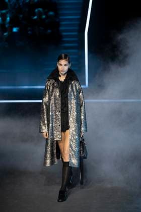 PFW - Dior Runway Models present creations by Dior for the Womenswear Ready-to-wear Fall-Winter 2025 2026 collection as part of the Paris Fashion Week, in Paris on March 4, 2025. Photo by Eliot Blondet ABACAPRESS.COM Paris France  Copyright: xBlondetxEliot ABACAx
