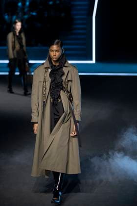 PFW - Dior Runway Models present creations by Dior for the Womenswear Ready-to-wear Fall-Winter 2025 2026 collection as part of the Paris Fashion Week, in Paris on March 4, 2025. Photo by Eliot Blondet ABACAPRESS.COM Paris France  Copyright: xBlondetxEliot ABACAx