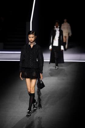 PFW - Dior Runway Models present creations by Dior for the Womenswear Ready-to-wear Fall-Winter 2025 2026 collection as part of the Paris Fashion Week, in Paris on March 4, 2025. Photo by Eliot Blondet ABACAPRESS.COM Paris France  Copyright: xBlondetxEliot ABACAx
