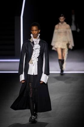 PFW - Dior Runway Models present creations by Dior for the Womenswear Ready-to-wear Fall-Winter 2025 2026 collection as part of the Paris Fashion Week, in Paris on March 4, 2025. Photo by Eliot Blondet ABACAPRESS.COM Paris France  Copyright: xBlondetxEliot ABACAx