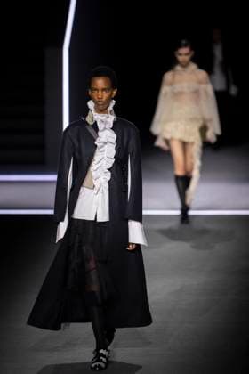 PFW - Dior Runway Models present creations by Dior for the Womenswear Ready-to-wear Fall-Winter 2025 2026 collection as part of the Paris Fashion Week, in Paris on March 4, 2025. Photo by Eliot Blondet ABACAPRESS.COM Paris France  Copyright: xBlondetxEliot ABACAx
